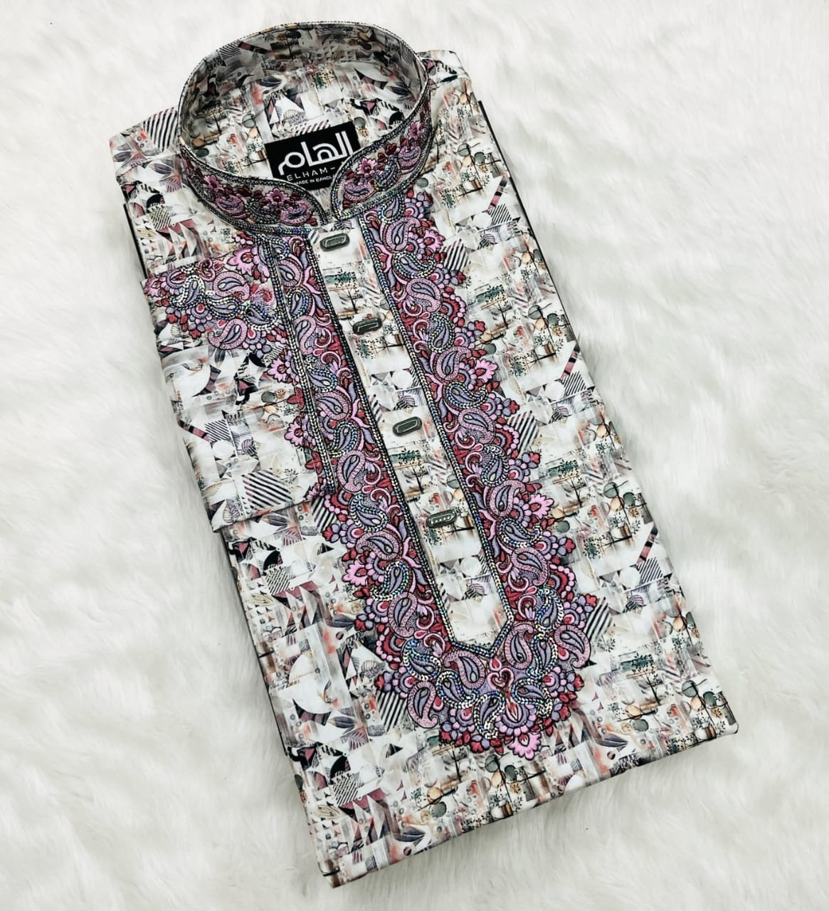 ডিজিটাল প্রিন্টেড সিকুয়েন্স এম্ব্রয়ডারি পাঞ্জাবি